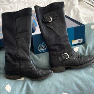 Beartraps Black Leather Winter Boots